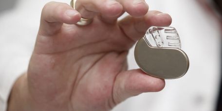 Herzschrittmacher kontrollieren